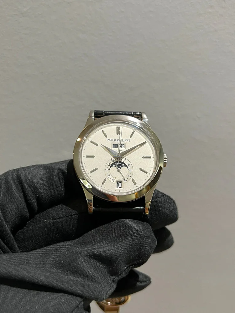 Patek Philippe Annual Calendar 5396G-011